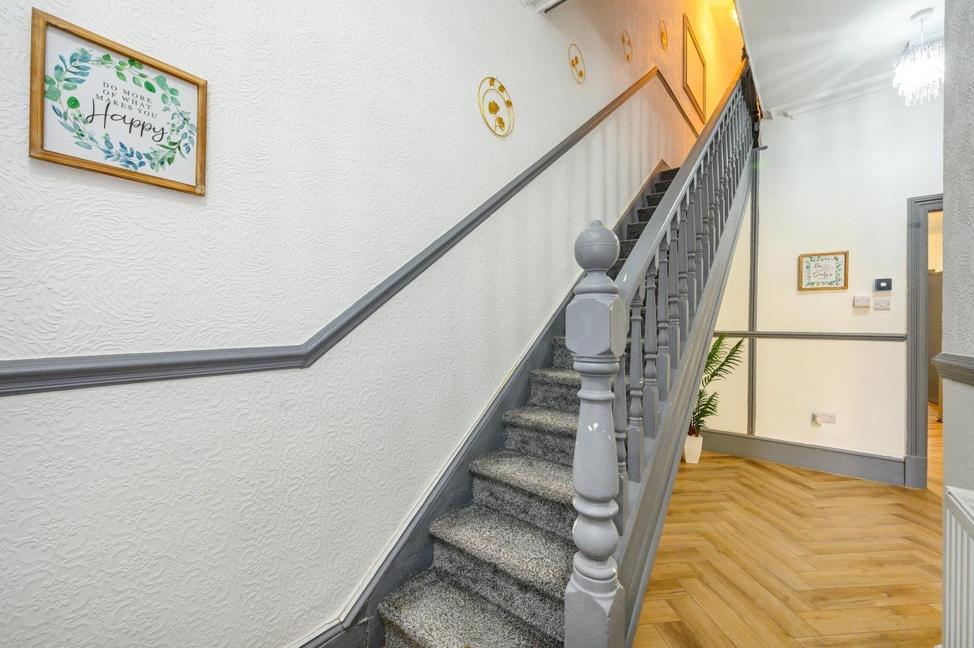 -Rf7H- For Your Relaxed & Cosy Free Parking Лидс Экстерьер фото