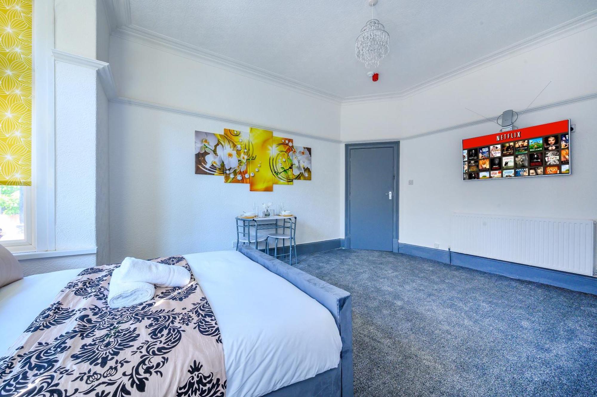 -Rf7H- For Your Relaxed & Cosy Free Parking Лидс Экстерьер фото
