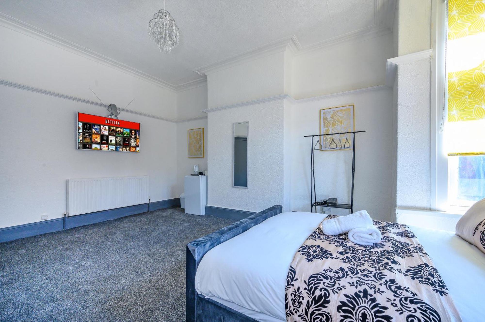 -Rf7H- For Your Relaxed & Cosy Free Parking Лидс Экстерьер фото